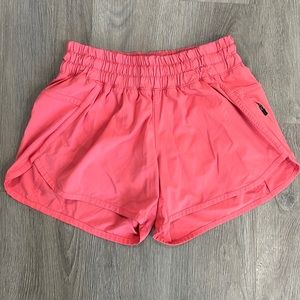 Lululemon Hotty Hot shorts
